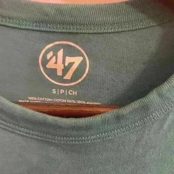 47 Brand Dolphins TShirt. Size S - Picture 3 of 3